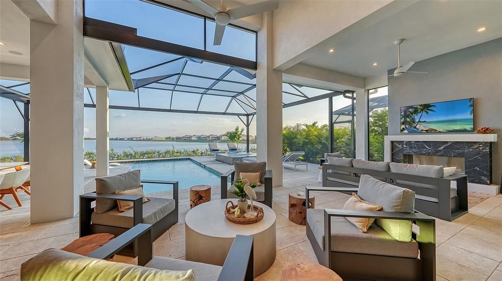 Под контрактом: $3,250,000 (3 спален, 4 ванн, 3474 Квадратных фут)