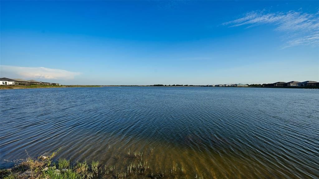 Под контрактом: $3,250,000 (3 спален, 4 ванн, 3474 Квадратных фут)