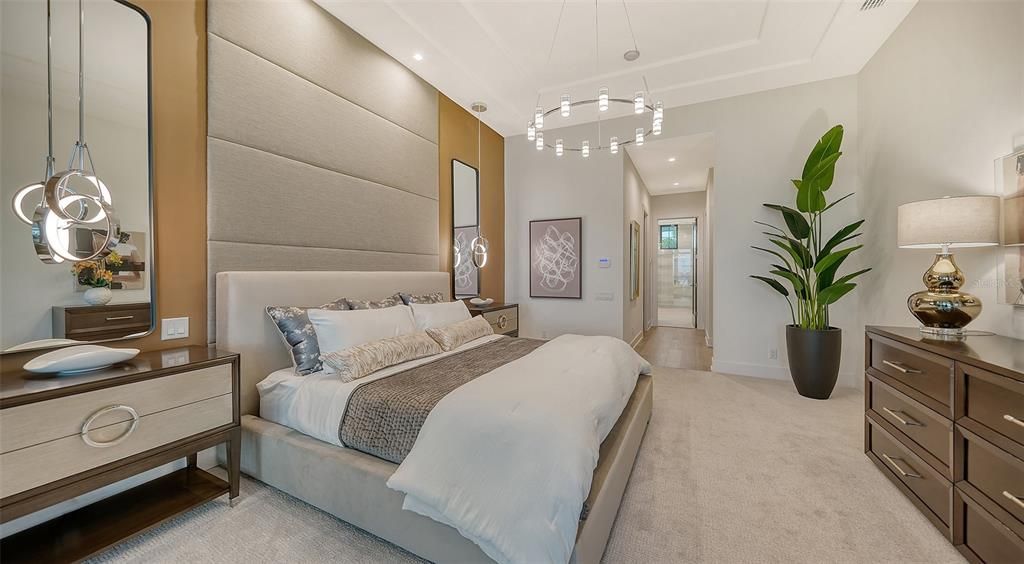 Под контрактом: $3,250,000 (3 спален, 4 ванн, 3474 Квадратных фут)