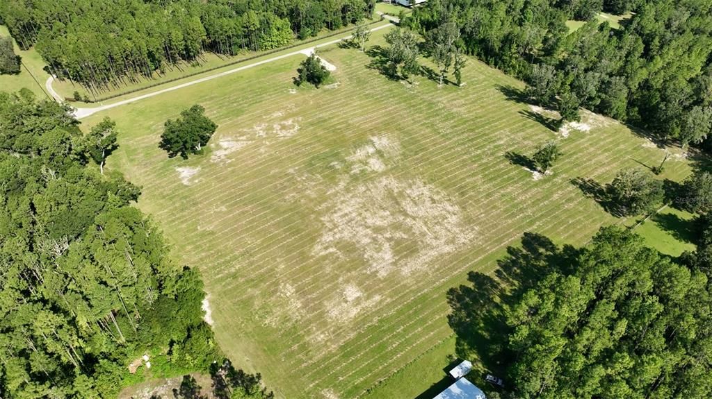 На продажу: $459,459 (10.71 acres)