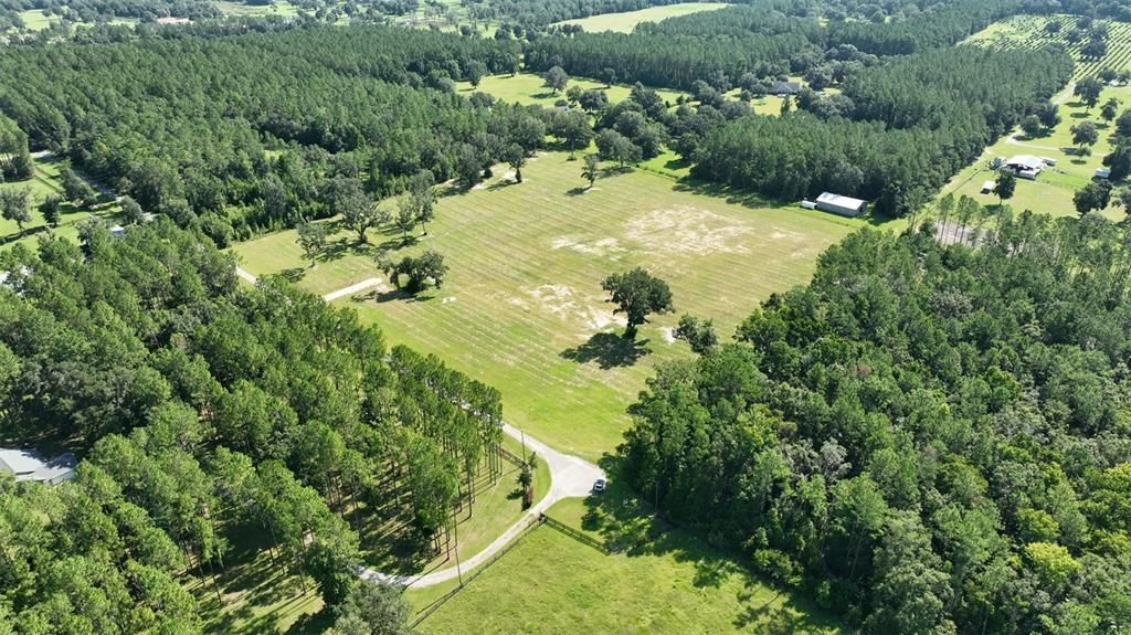 На продажу: $459,459 (10.71 acres)