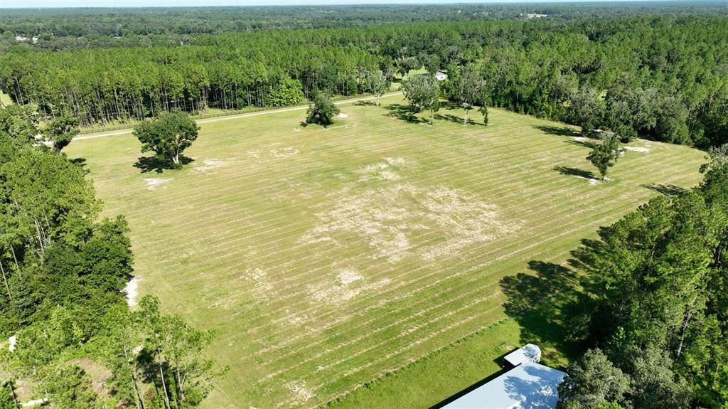 На продажу: $459,459 (10.71 acres)