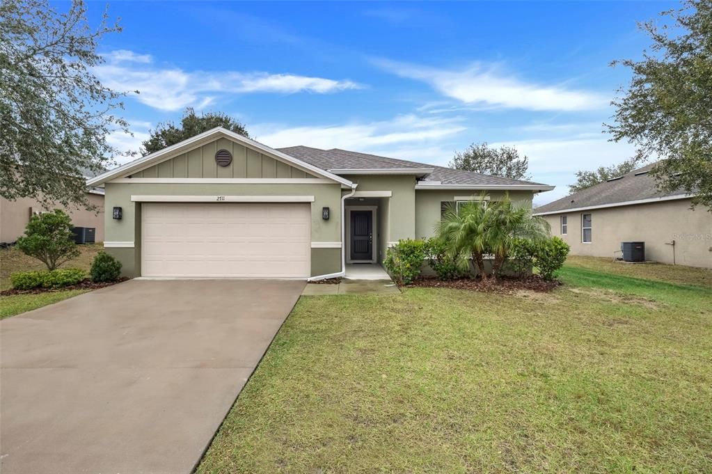Vendido Recientemente: $335,000 (4 camas, 2 baños, 1696 Pies cuadrados)