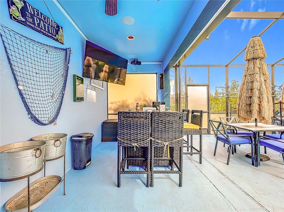 待售: $1,100,000 (9 贝兹, 7 浴室, 4594 平方英尺)