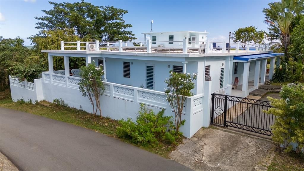 Recently Sold: $875,000 (4 beds, 3 baths, 3152 Square Feet)