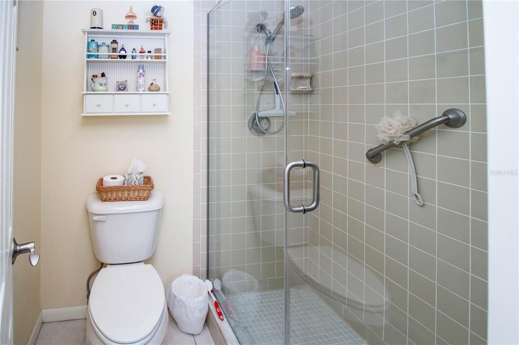 En Venta: $279,900 (2 camas, 2 baños, 1103 Pies cuadrados)