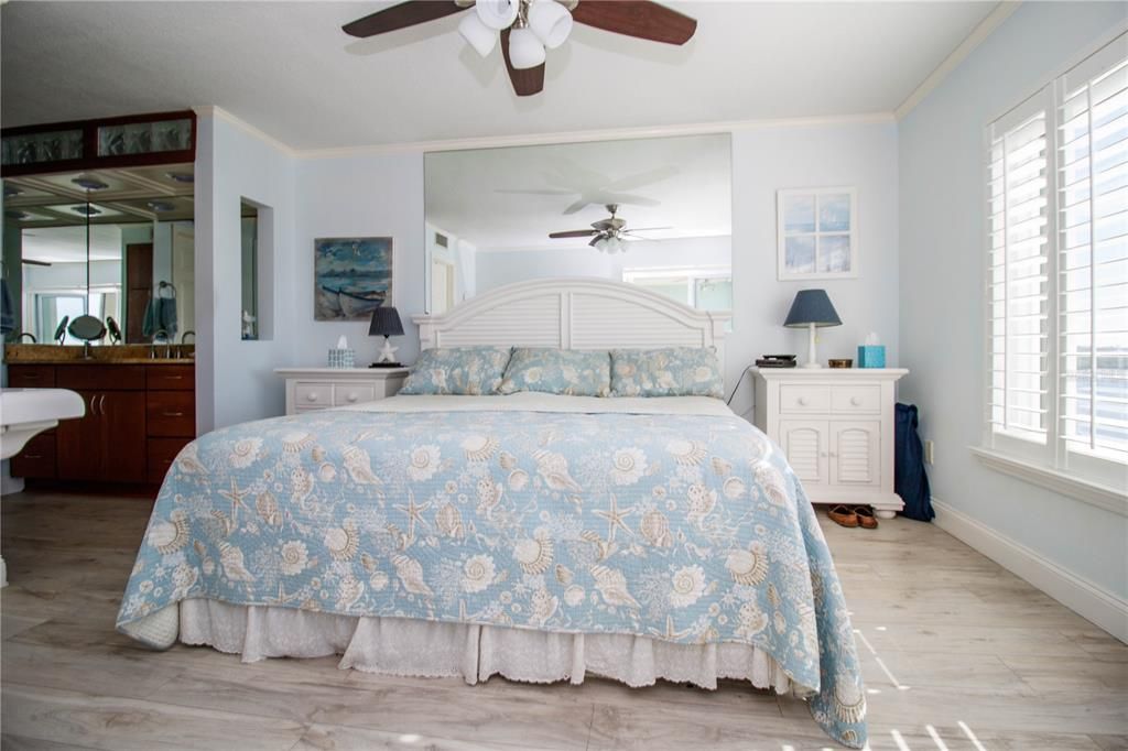 En Venta: $279,900 (2 camas, 2 baños, 1103 Pies cuadrados)