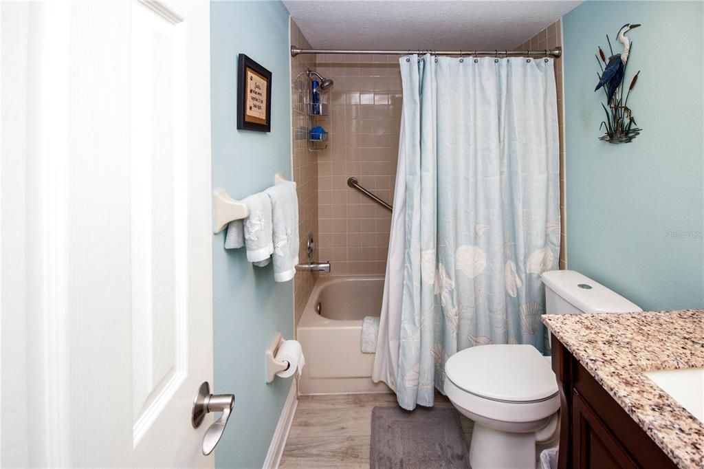 En Venta: $279,900 (2 camas, 2 baños, 1103 Pies cuadrados)