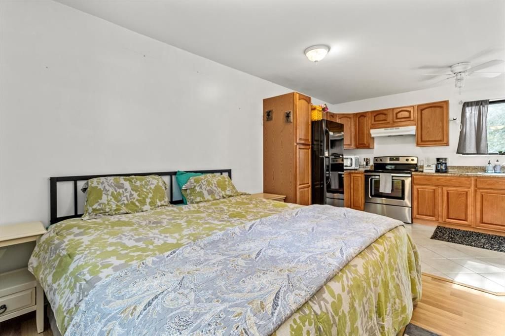 待售: $548,500 (0 贝兹, 0 浴室, 1432 平方英尺)