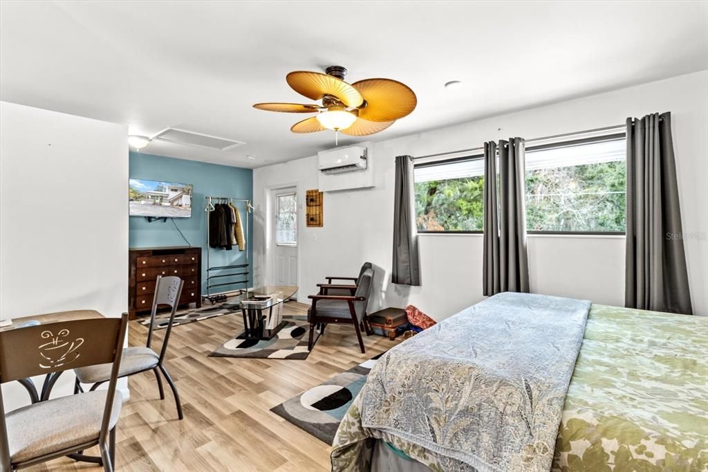 待售: $548,500 (0 贝兹, 0 浴室, 1432 平方英尺)