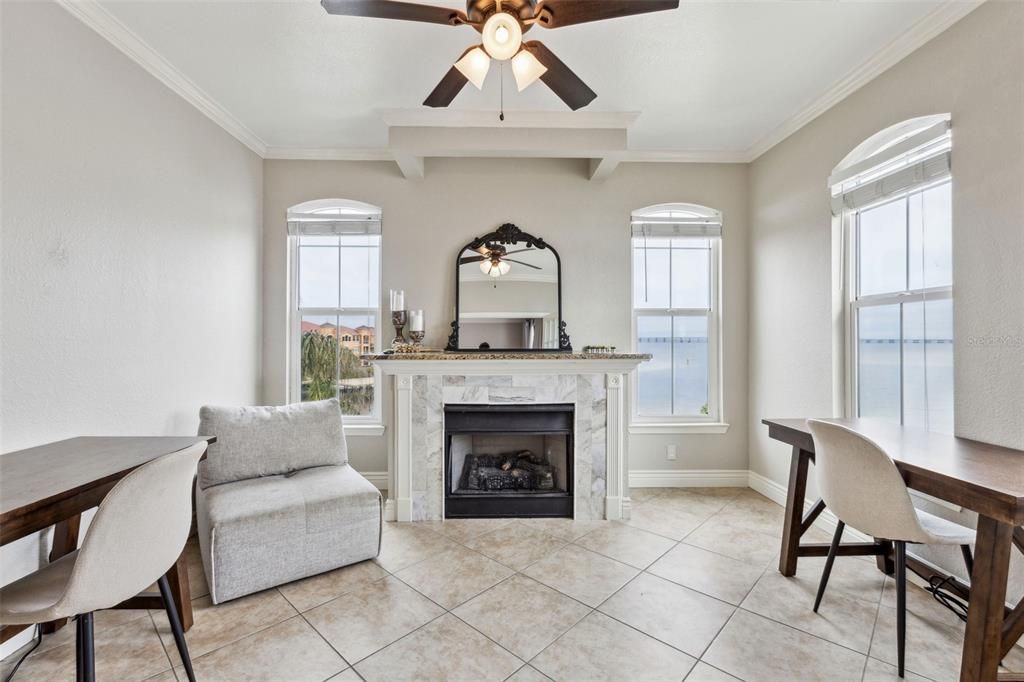 出租: $5,000 (2 贝兹, 2 浴室, 1350 平方英尺)