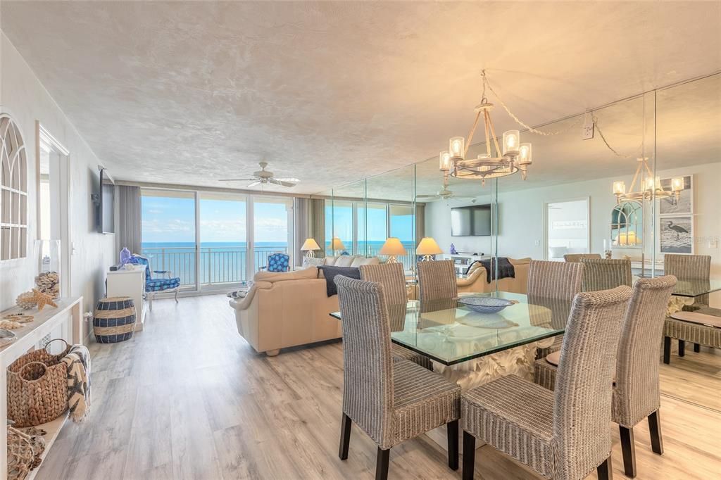 For Sale: $575,000 (2 beds, 2 baths, 1363 Square Feet)