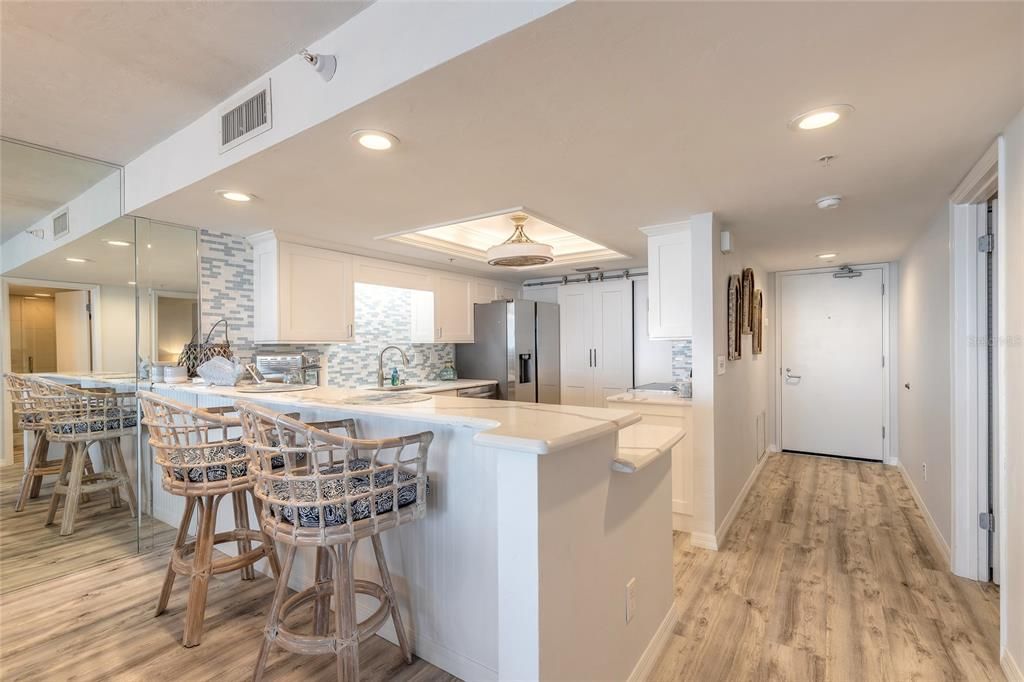 For Sale: $575,000 (2 beds, 2 baths, 1363 Square Feet)