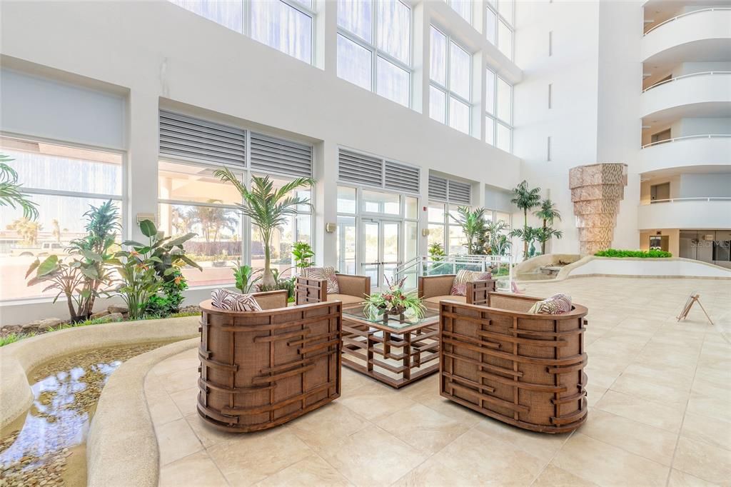 For Sale: $575,000 (2 beds, 2 baths, 1363 Square Feet)