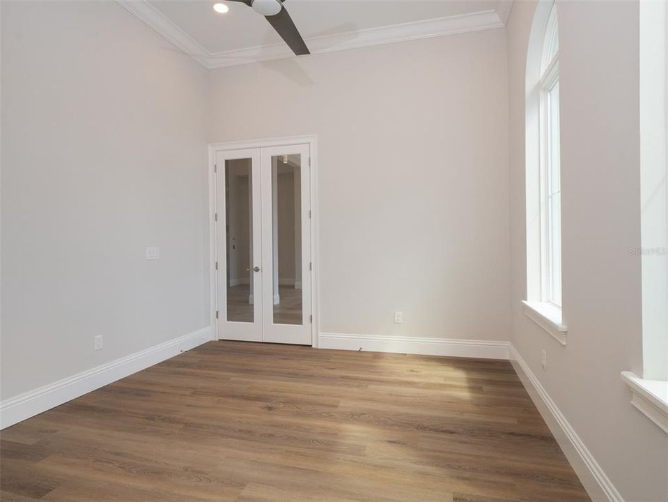 For Sale: $2,695,000 (4 beds, 3 baths, 3204 Square Feet)