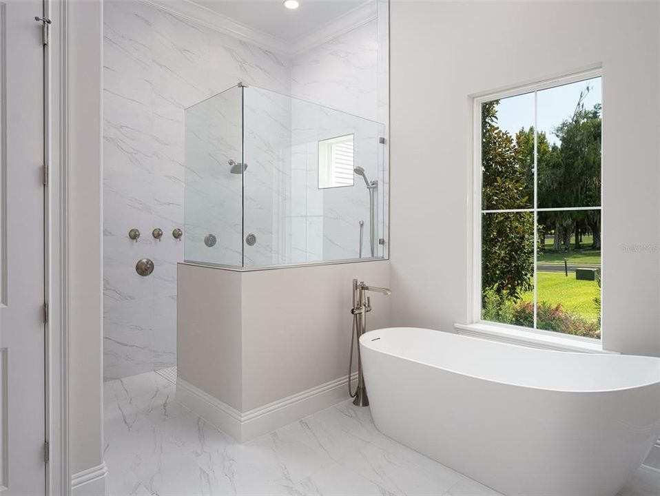 For Sale: $2,695,000 (4 beds, 3 baths, 3204 Square Feet)