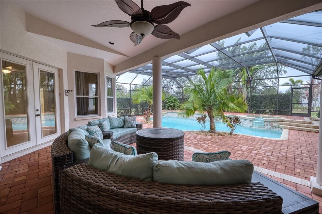 Active With Contract: $1,050,000 (4 beds, 3 baths, 3834 Square Feet)