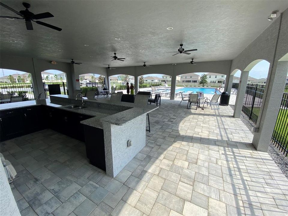 For Sale: $359,000 (4 beds, 2 baths, 2376 Square Feet)