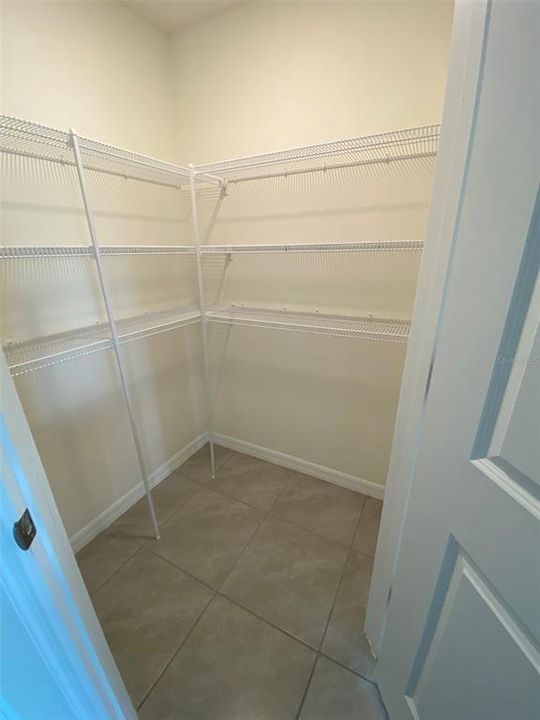 For Sale: $359,000 (4 beds, 2 baths, 2376 Square Feet)