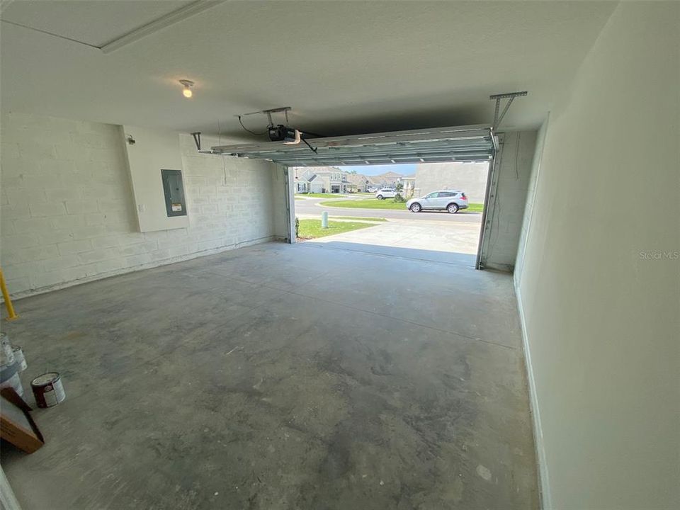 For Sale: $359,000 (4 beds, 2 baths, 2376 Square Feet)