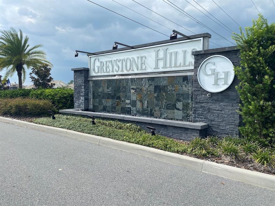 For Sale: $359,000 (4 beds, 2 baths, 2376 Square Feet)