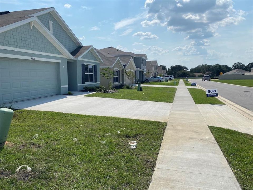 For Sale: $359,000 (4 beds, 2 baths, 2376 Square Feet)