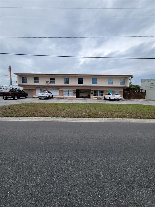 На продажу: $14,400 (0 спален, 0 ванн, 8958 Квадратных фут)