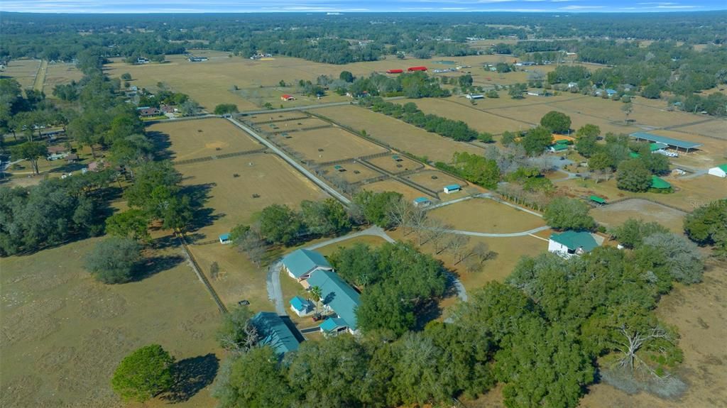 На продажу: $2,600,000 (3 спален, 2 ванн, 2225 Квадратных фут)