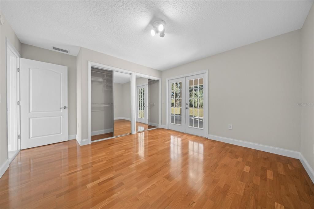 На продажу: $2,600,000 (3 спален, 2 ванн, 2225 Квадратных фут)