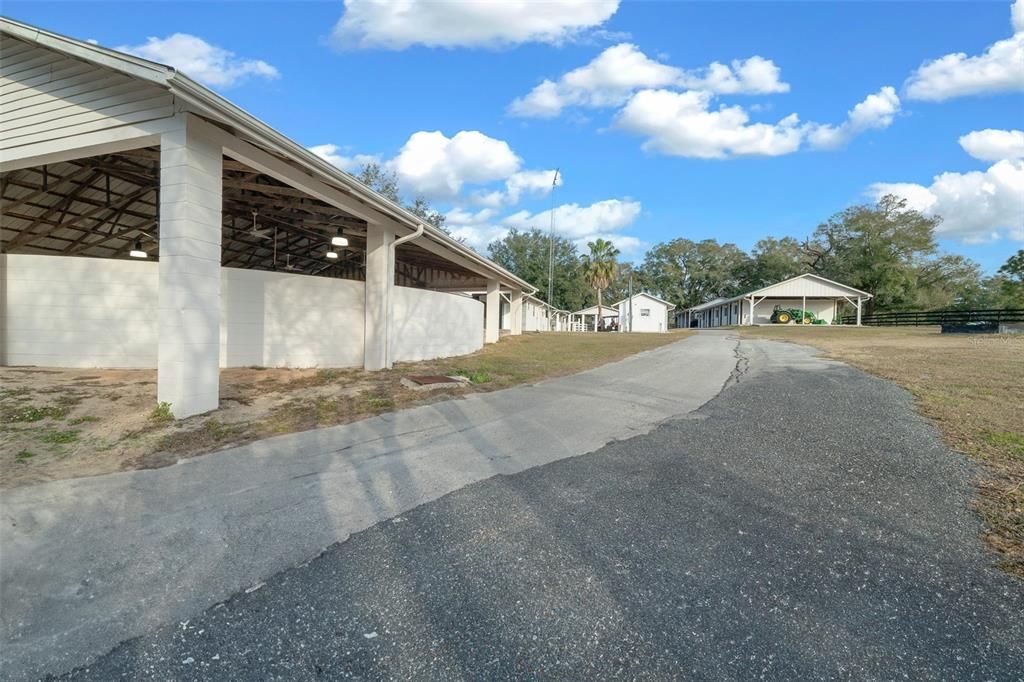 На продажу: $2,600,000 (3 спален, 2 ванн, 2225 Квадратных фут)