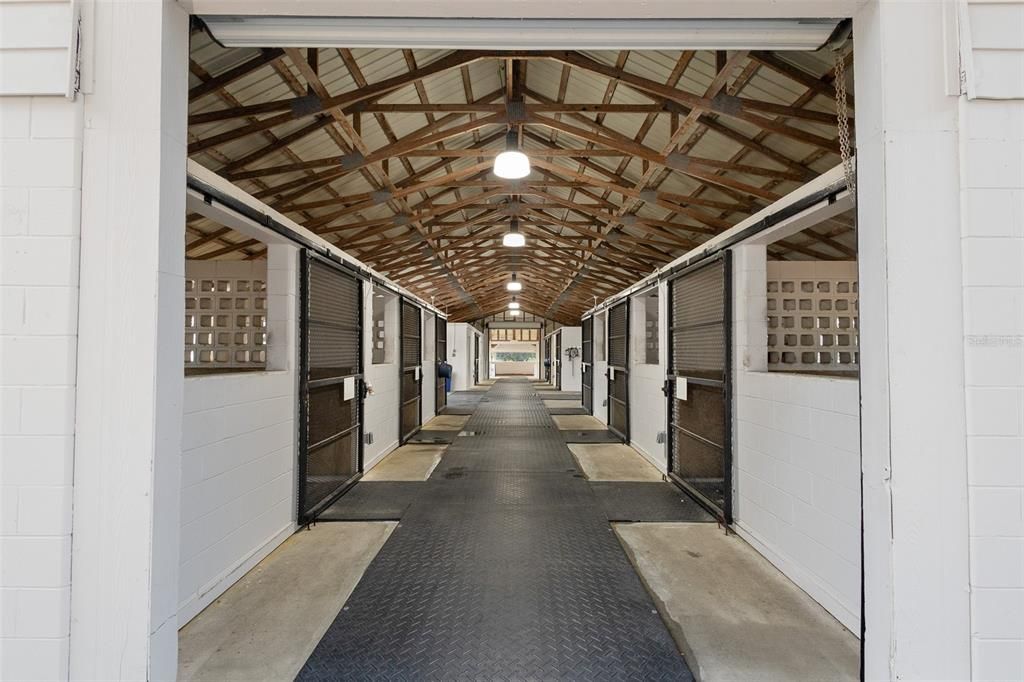 На продажу: $2,600,000 (3 спален, 2 ванн, 2225 Квадратных фут)