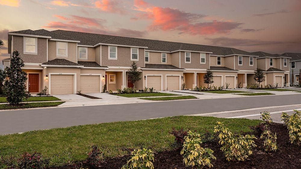 Recently Sold: $328,000 (3 beds, 2 baths, 1742 Square Feet)