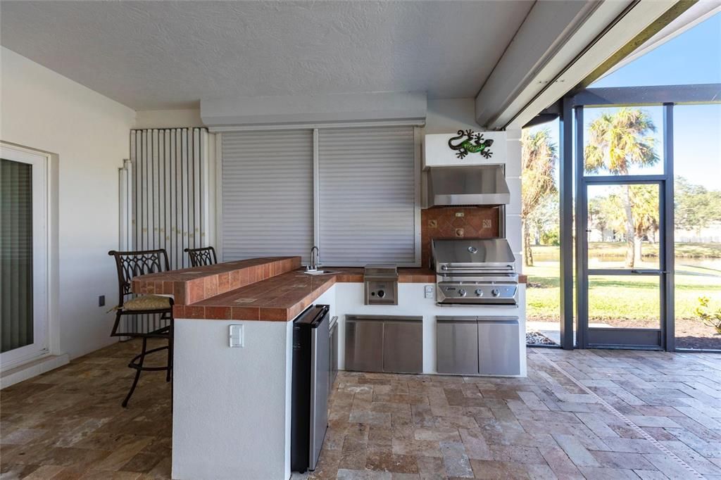 Active With Contract: $849,500 (3 beds, 2 baths, 2865 Square Feet)