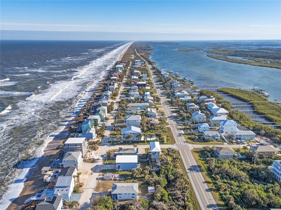 En Venta: $999,000 (3 camas, 3 baños, 1800 Pies cuadrados)