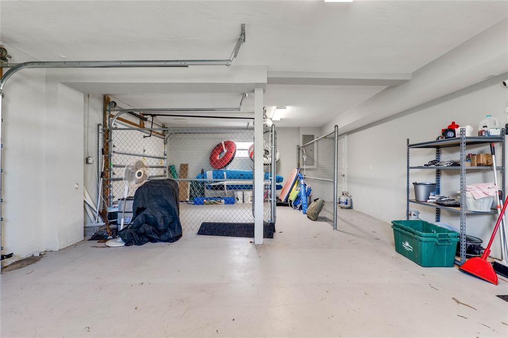 En Venta: $999,000 (3 camas, 3 baños, 1800 Pies cuadrados)