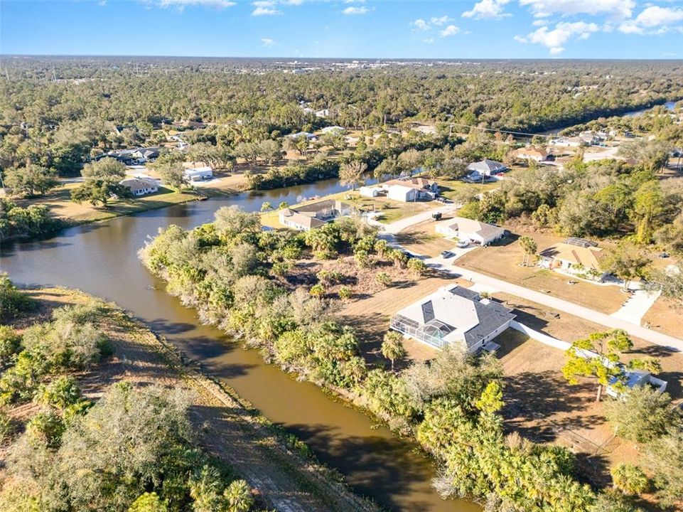 合同活跃: $510,000 (5 贝兹, 4 浴室, 2545 平方英尺)