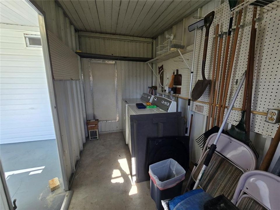 Под контрактом: $118,000 (2 спален, 2 ванн, 1008 Квадратных фут)