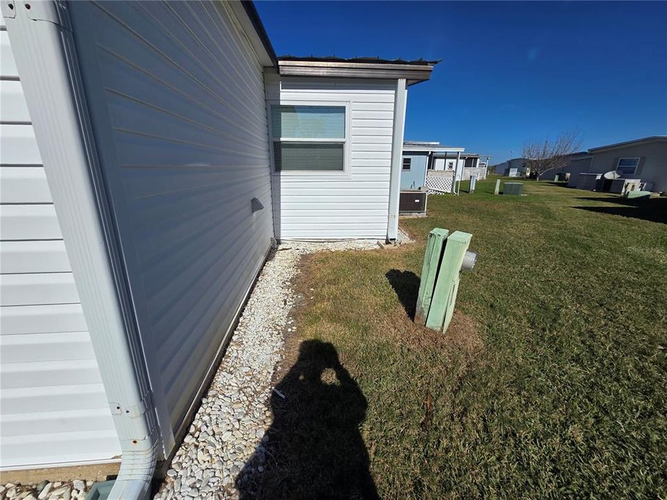 Под контрактом: $118,000 (2 спален, 2 ванн, 1008 Квадратных фут)