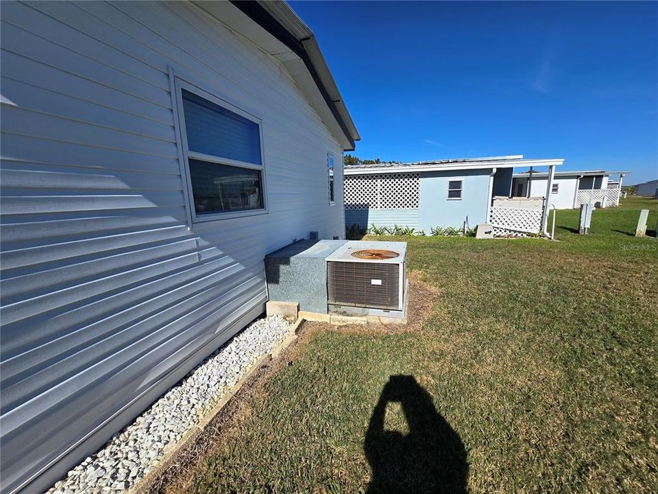 Под контрактом: $118,000 (2 спален, 2 ванн, 1008 Квадратных фут)