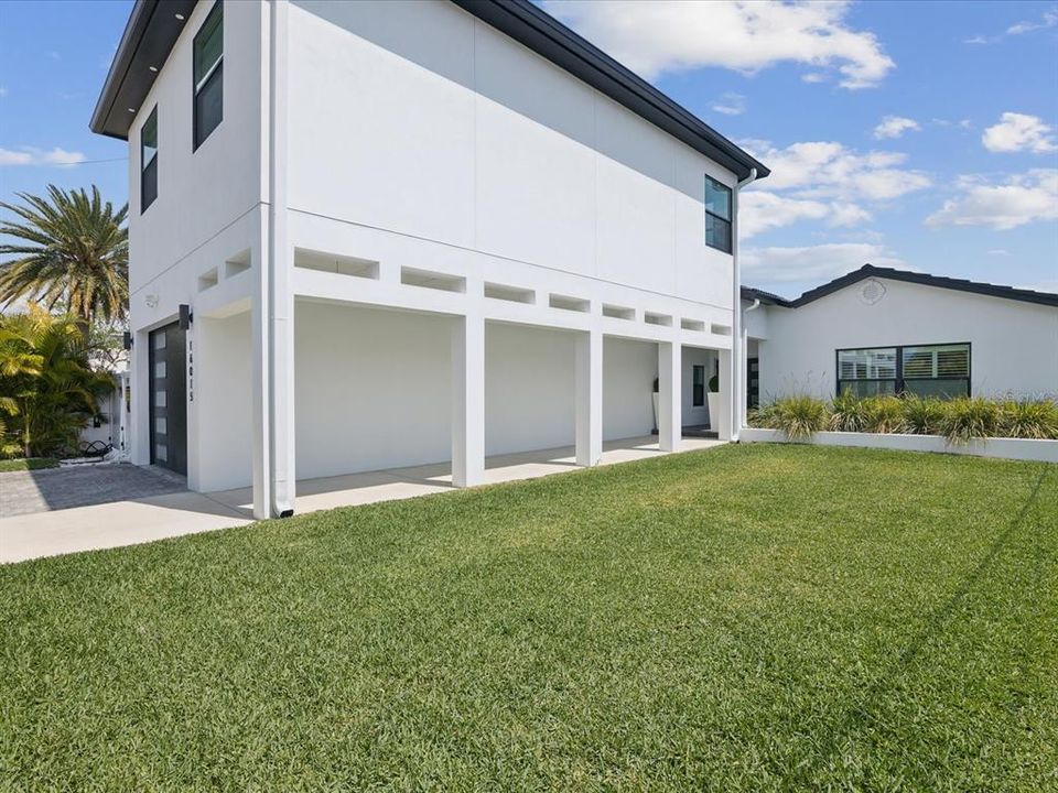 На продажу: $1,999,900 (4 спален, 3 ванн, 3715 Квадратных фут)