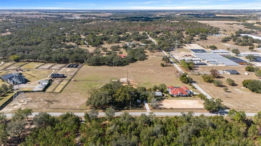 Под контрактом: $2,500,000 (9 спален, 6 ванн, 7505 Квадратных фут)