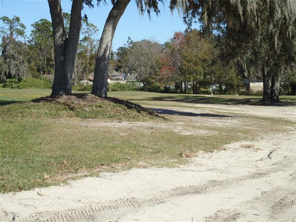 На продажу: $99,500 (0.35 acres)