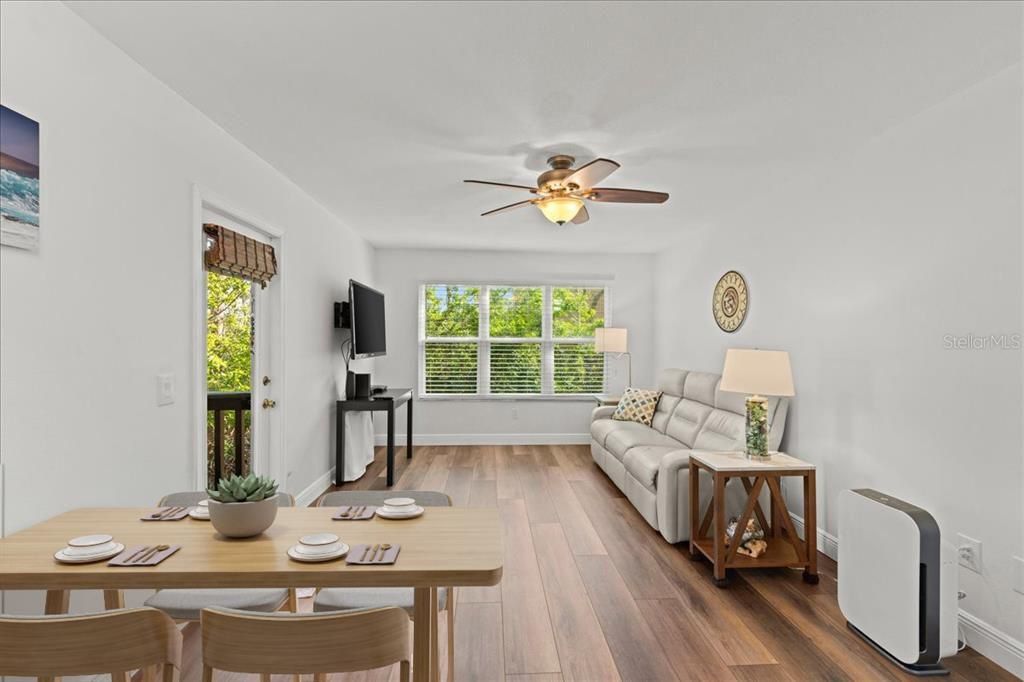 待售: $195,000 (2 贝兹, 2 浴室, 1010 平方英尺)