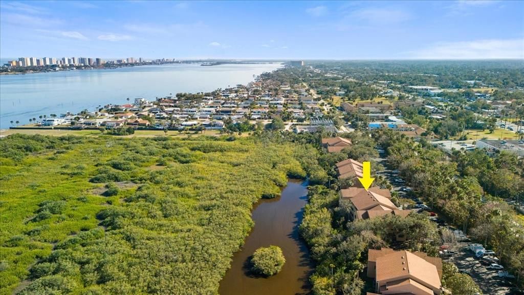 待售: $195,000 (2 贝兹, 2 浴室, 1010 平方英尺)