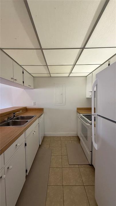 出租: $1,275 (2 贝兹, 2 浴室, 1123 平方英尺)