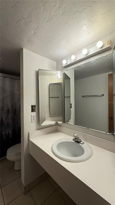 出租: $1,275 (2 贝兹, 2 浴室, 1123 平方英尺)