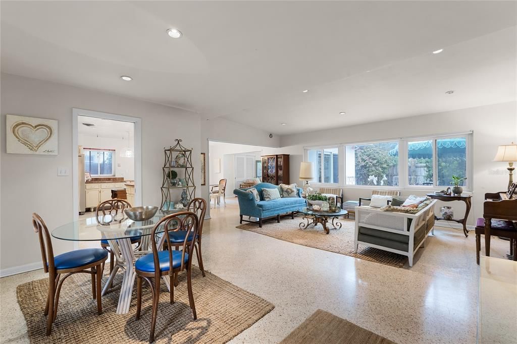 For Sale: $575,000 (3 beds, 2 baths, 1779 Square Feet)