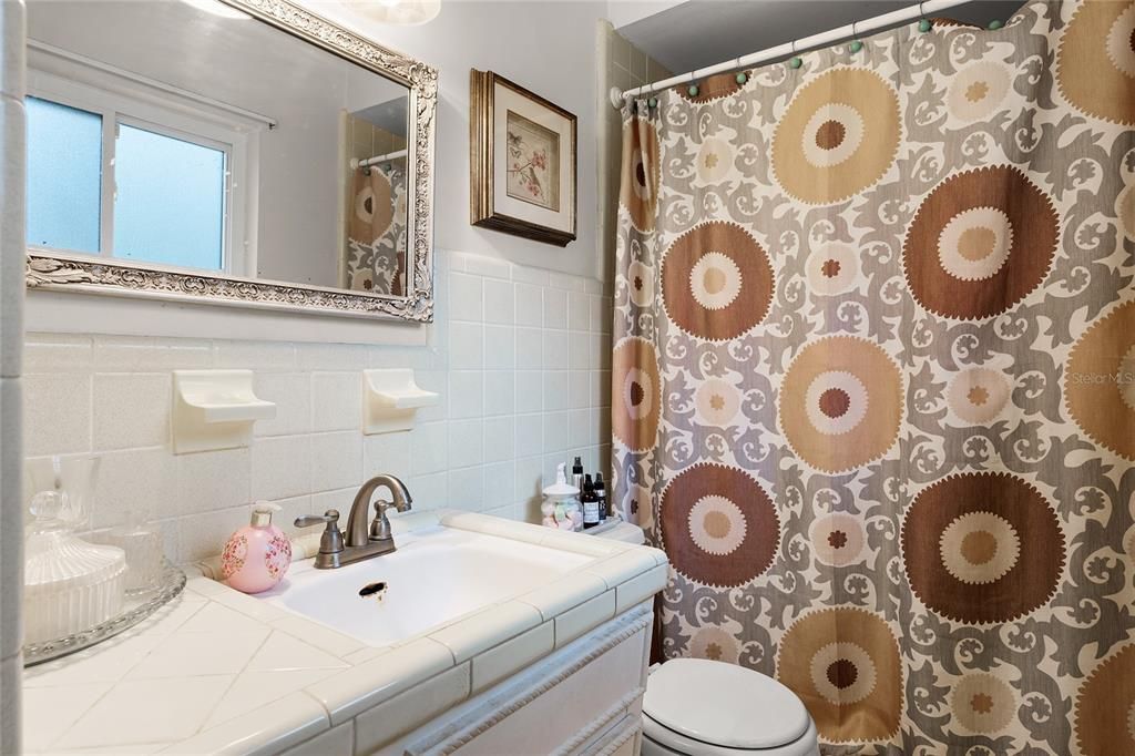 For Sale: $575,000 (3 beds, 2 baths, 1779 Square Feet)