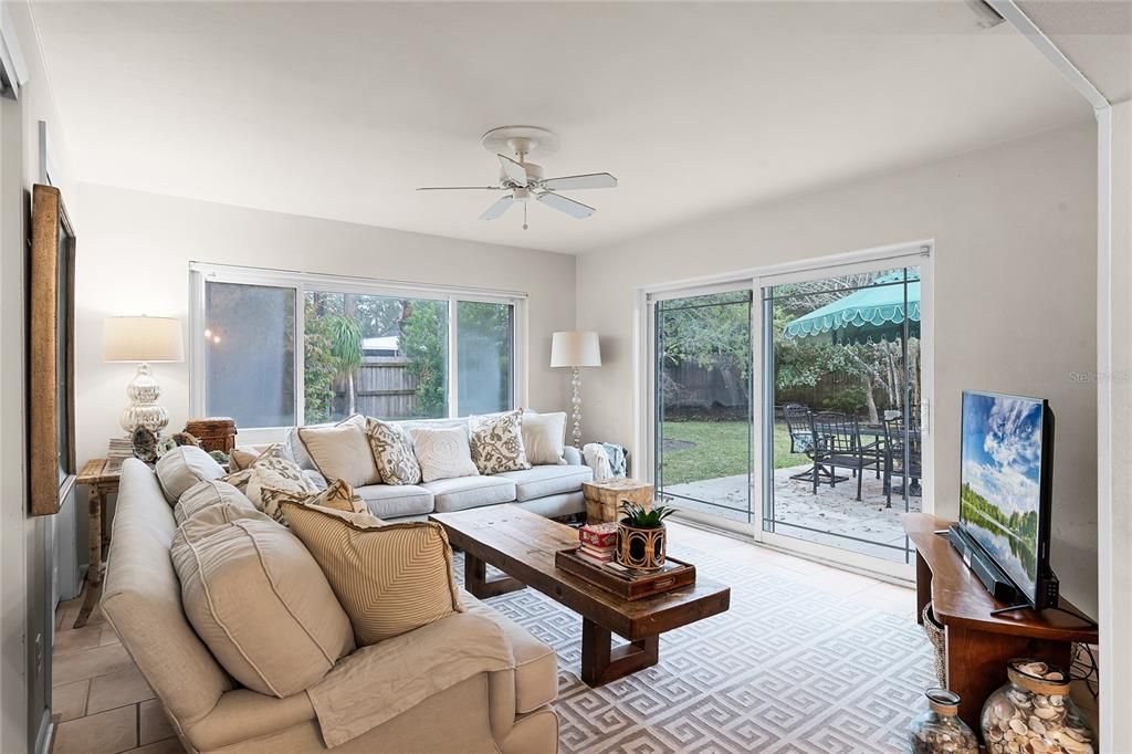 For Sale: $575,000 (3 beds, 2 baths, 1779 Square Feet)