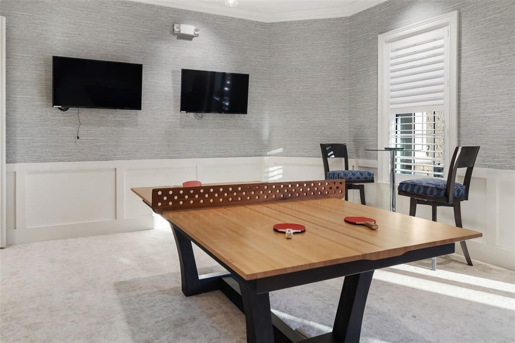 Activo con contrato: $638,000 (3 camas, 3 baños, 2319 Pies cuadrados)